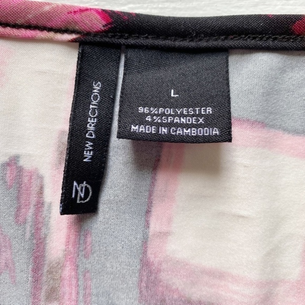 New Directions Pink and Black Abstract Print Short Sleeve‎ Top - Picture 5 of 9